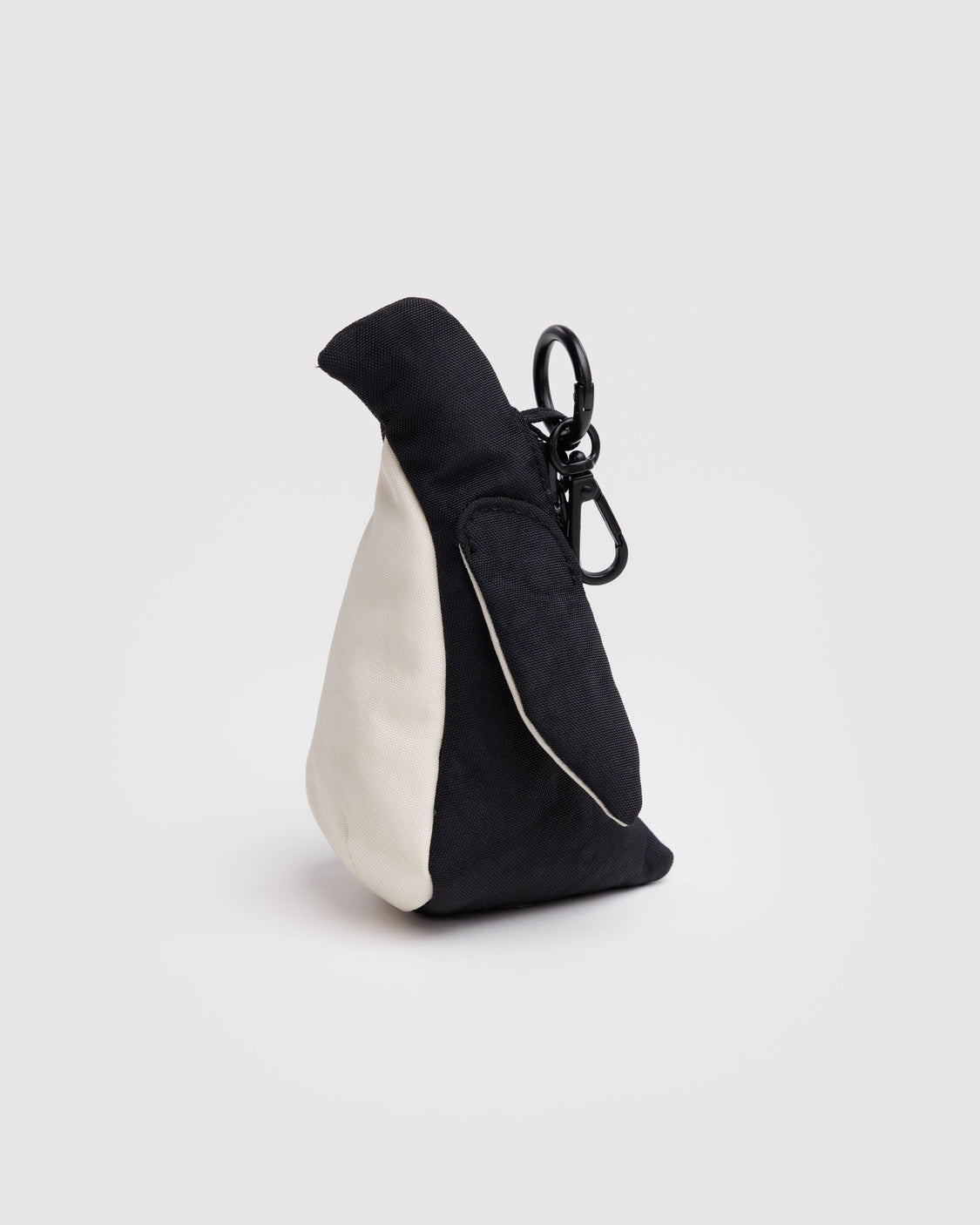 Penguin Charm J8