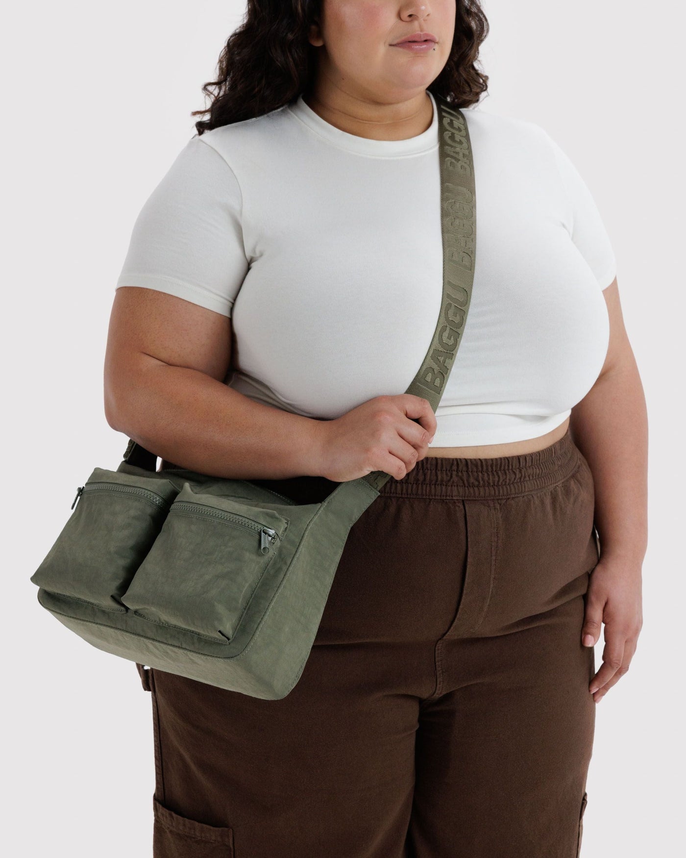 Medium Cargo Crossbody O0