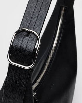 Recycled Leather Shoulder Bag D9