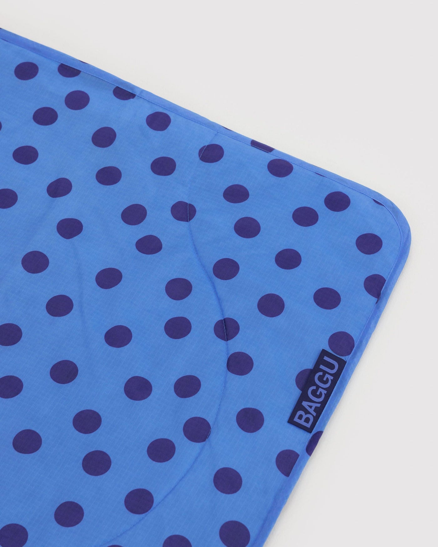 Puffy Picnic Blanket S3