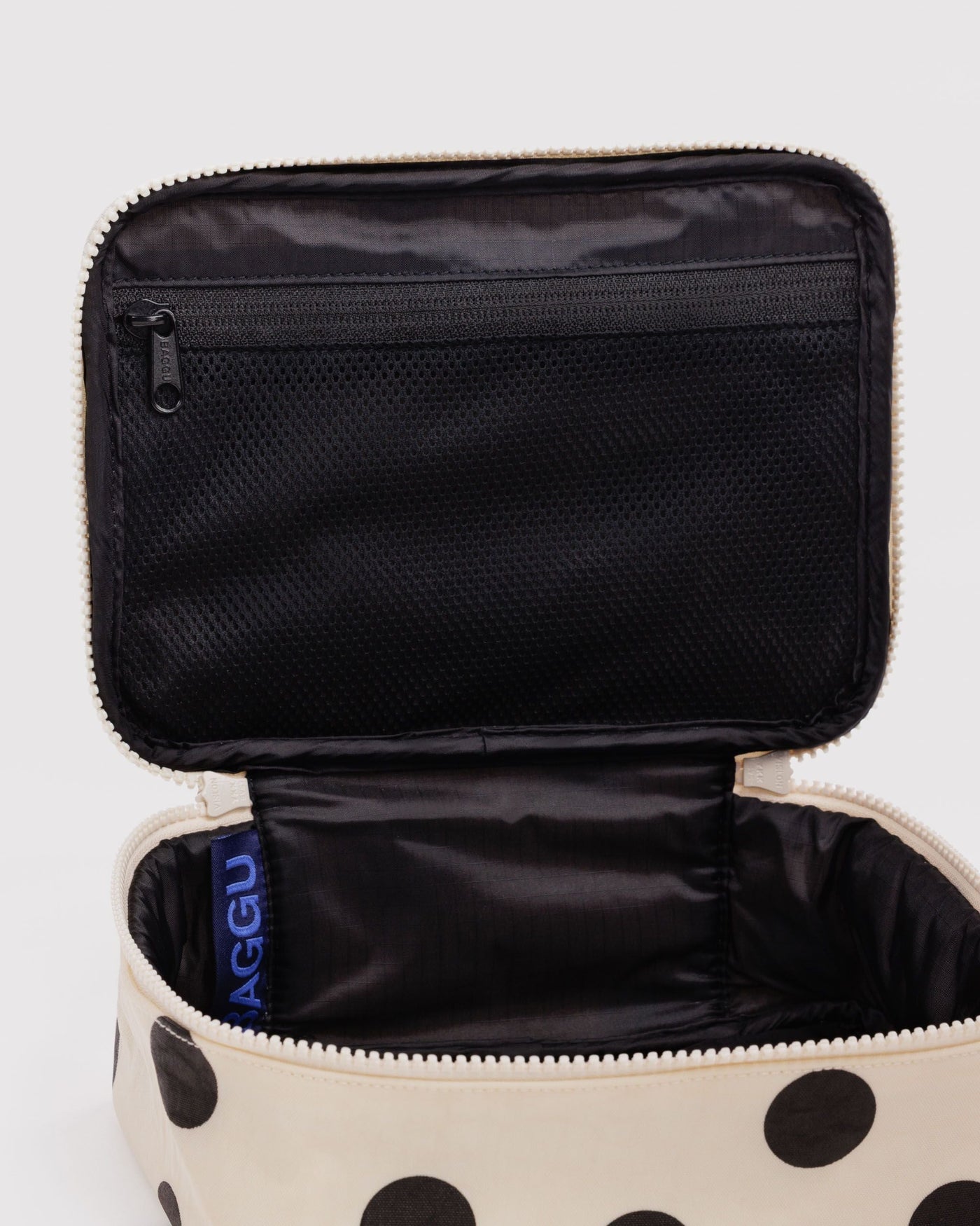 Small Cosmetic Case Y9